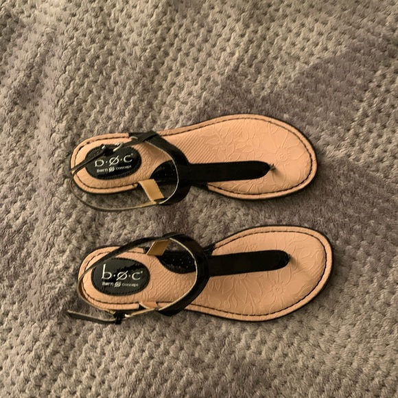 Born Sandals - Picture 2 of 3